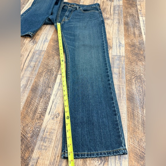 Levi's Style 559 Blue Denim Straight Fit Jeans, Men's Size 31x30, Medium Wash - Picture 6 of 13